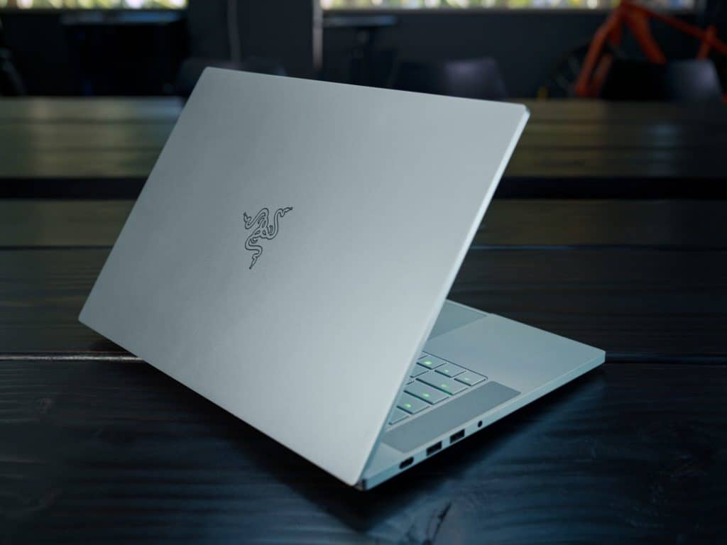 Una laptop gamer con un diseño que marca la diferencia