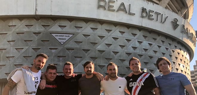 Copa del Rey: Los canales de HP también celebraron en Sevilla Copa del Rey: Los canales de HP también celebraron en Sevilla