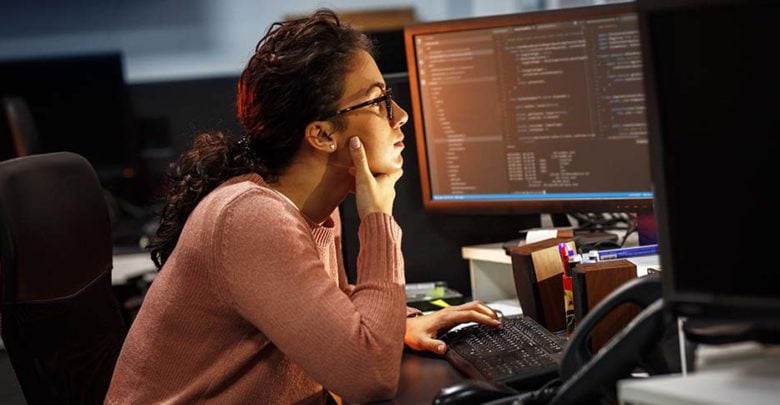 Mujeres en tecnología: cuando son ellas las que pisan fuerte en los centros de datos