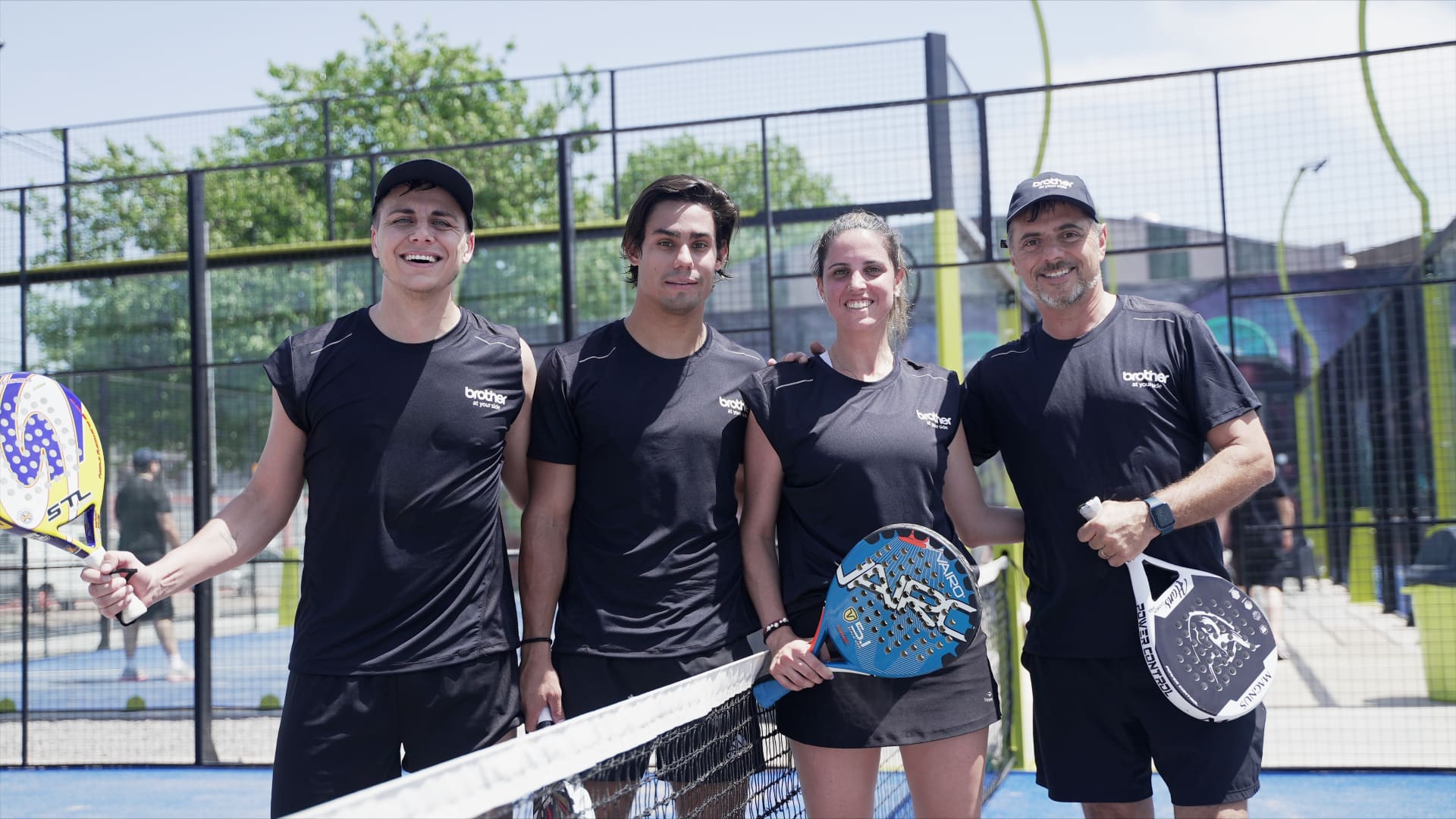 Brother juntó a sus distris en un torneo de padel