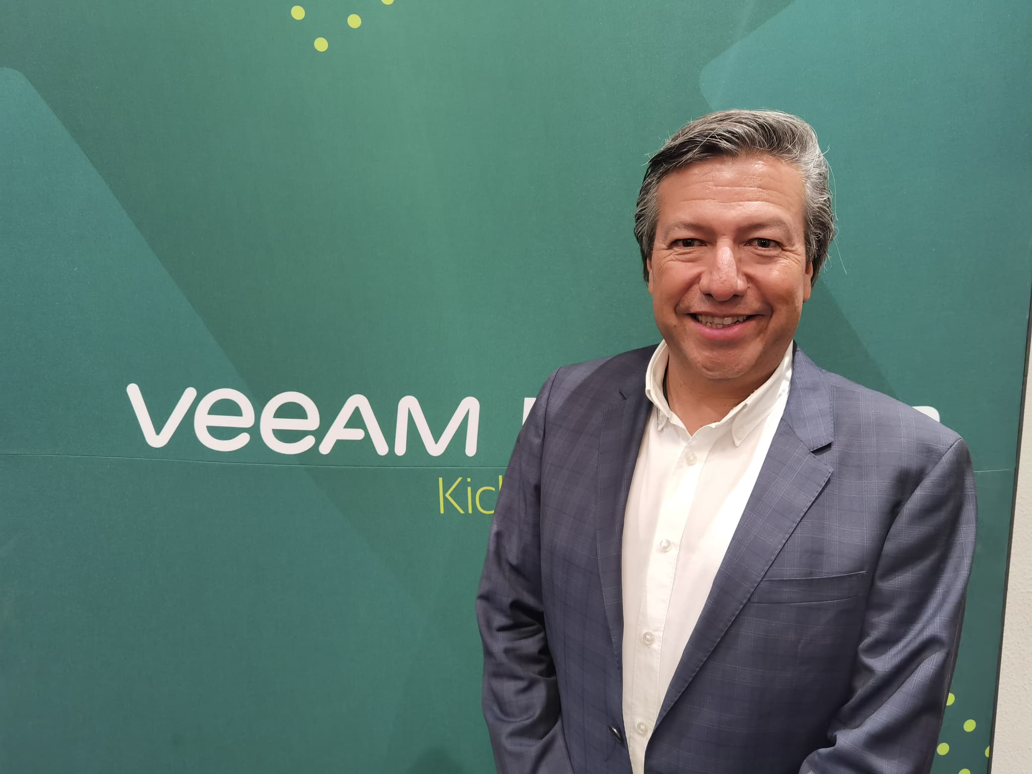 Cambio de estrategia 2023: Veeam ahora habla de plataformas tecnológicas