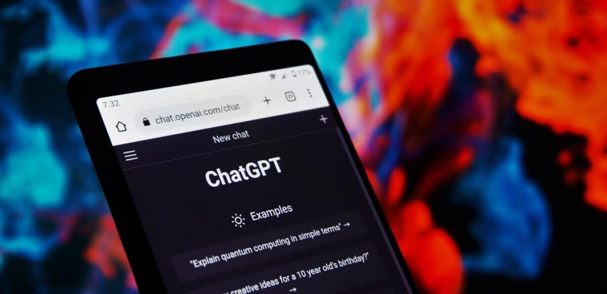 OpenAI comenzó a probar anuncios contextuales dentro de ChatGPT para usuarios del plan gratuito y la suscripción Go en Estados Unidos.