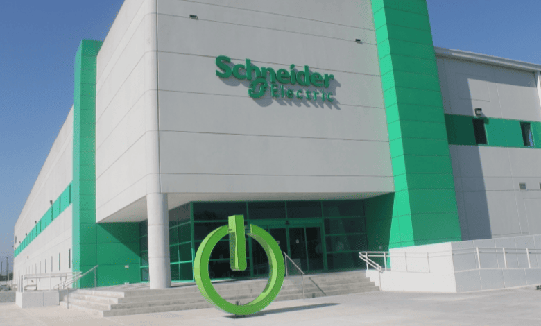 Schneider Electric anuncia inversiones por más de 1,300 millones de pesos en México