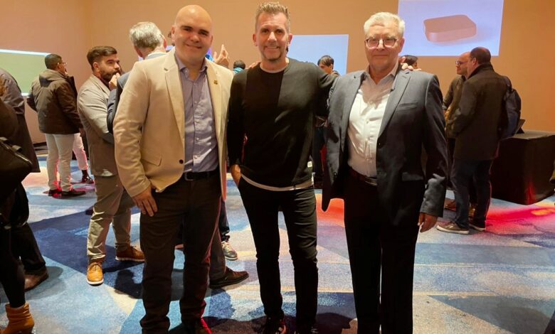 Viewsonic propone “crecer juntos” y trae novedades al mercado argentino Viewsonic propone “crecer juntos” y trae novedades al mercado argentino