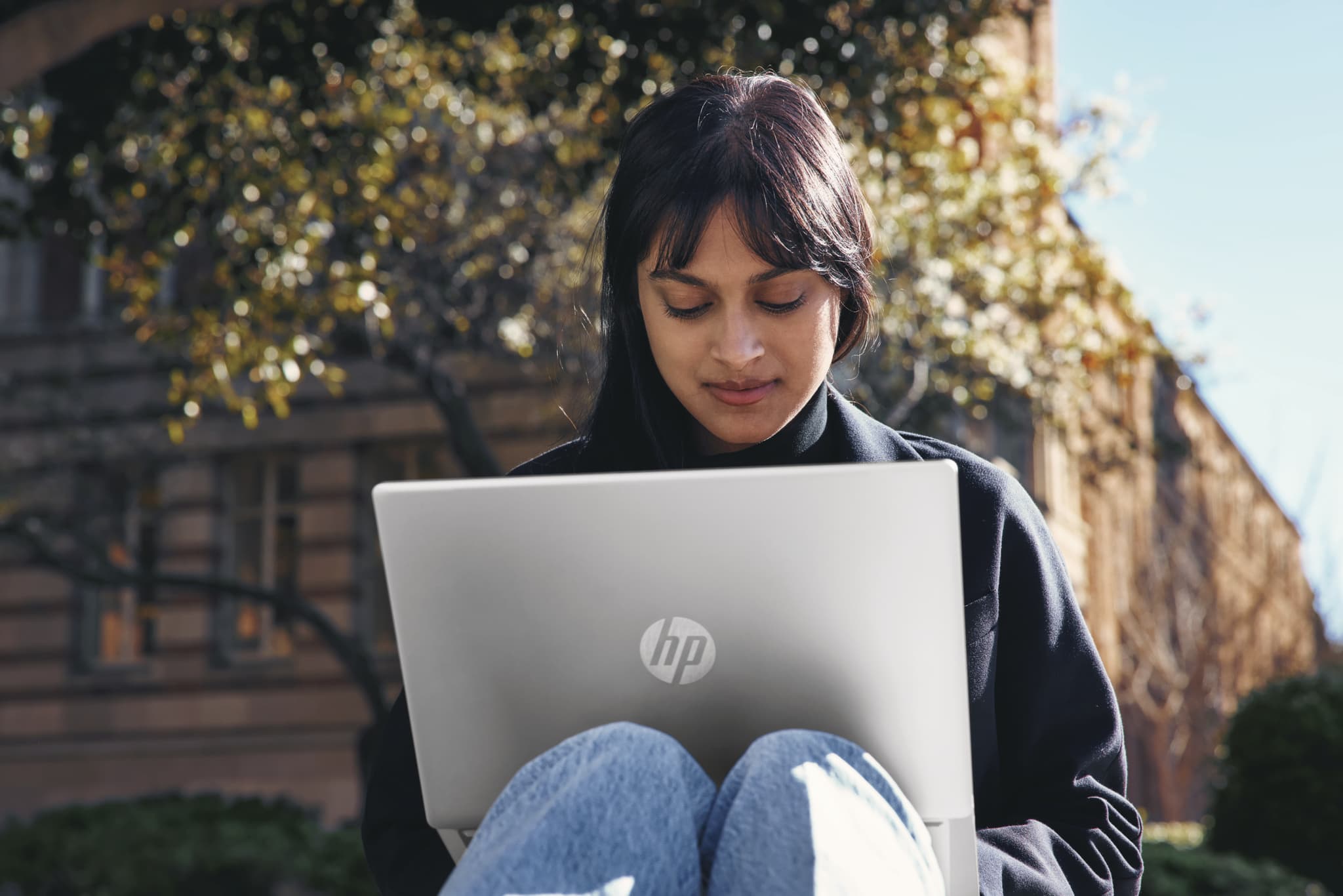 Conecta, crea y sumérgete: HP revoluciona el mundo híbrido con HP Envy, HP Pavilion y Audio Poly