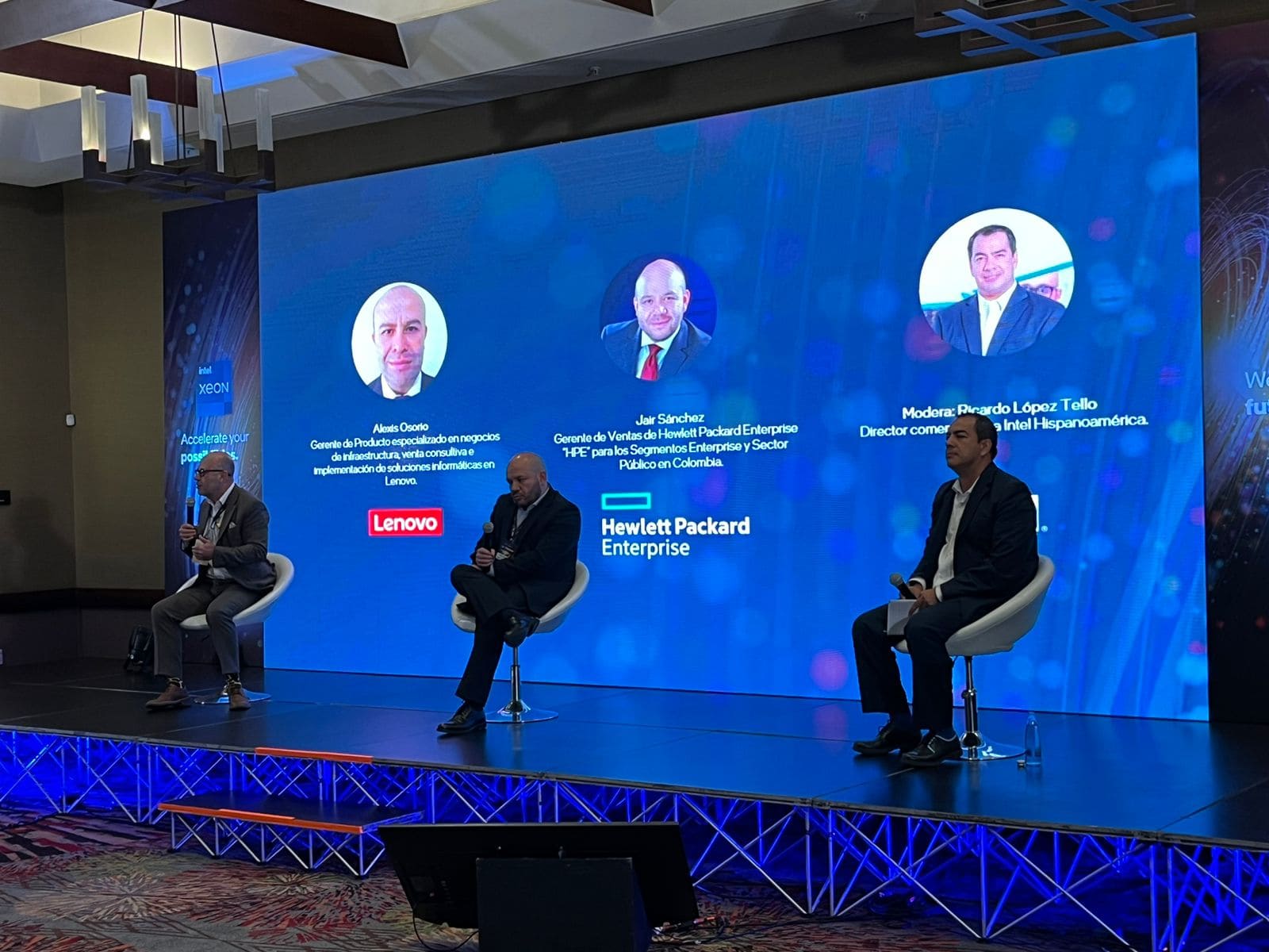 El futuro de los centros de datos se reveló en Intel Powerhouse