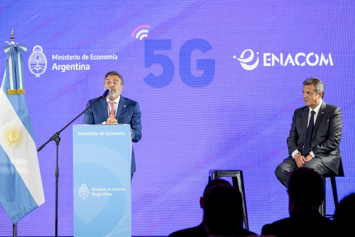 El Estado argentino licitó la banda 5G por más de 875 millones de dólares El Estado argentino licitó la banda 5G por más de 875 millones de dólares
