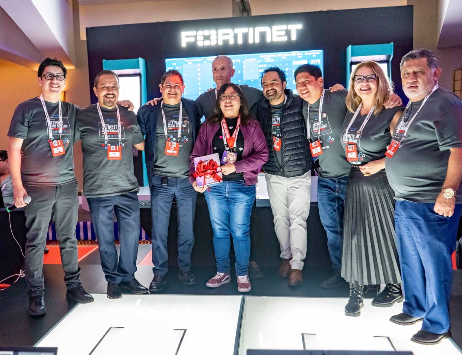 Ganadores del Fortinet Ultimate Fabric Challenge que se llevó a cabo en México