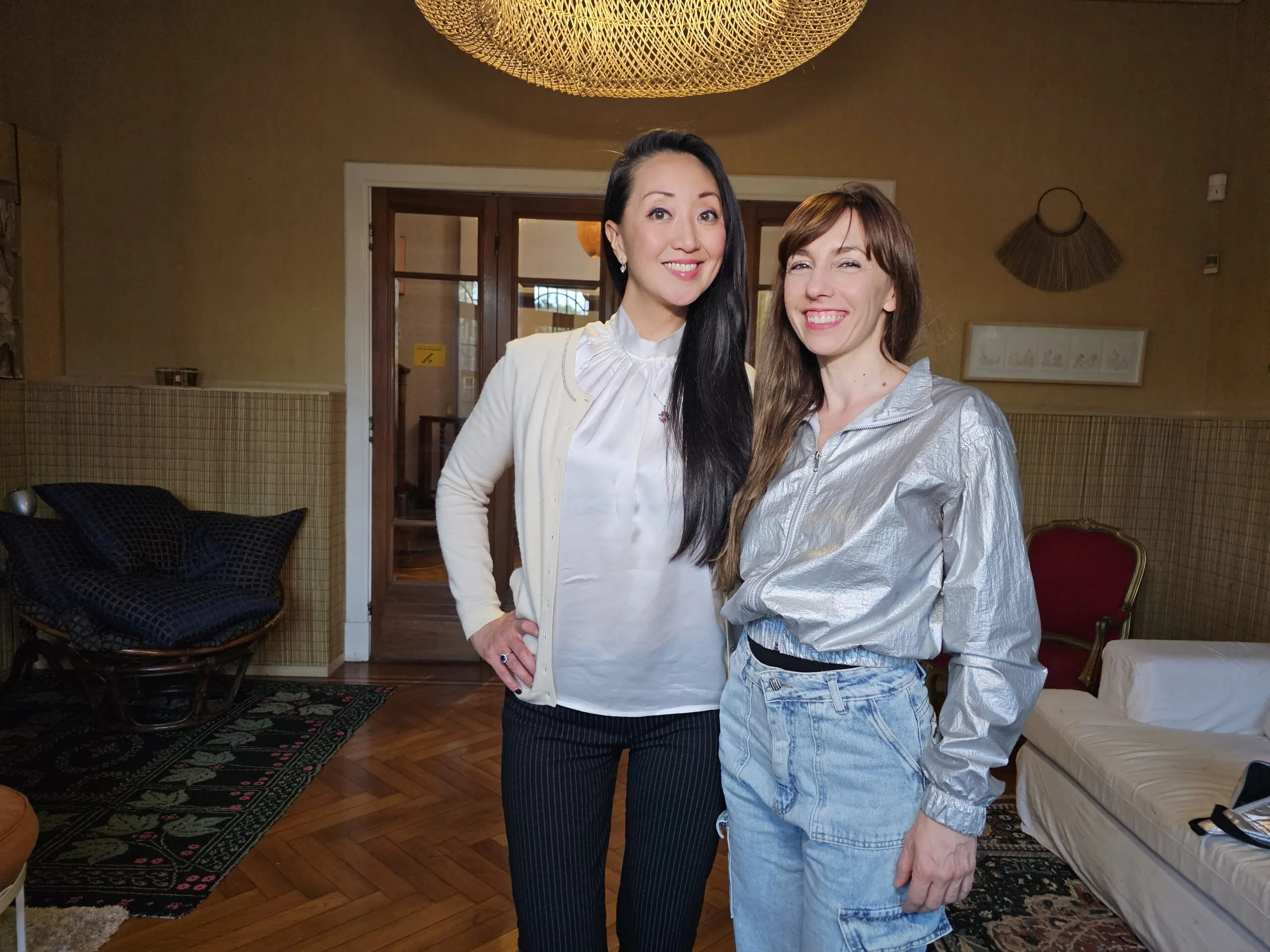 Rebeca Hwang: “tenemos grandes oportunidades de hacer negocios con inteligencia artificial en América Latina” Rebeca Hwang durante la entrevista con ITSitio