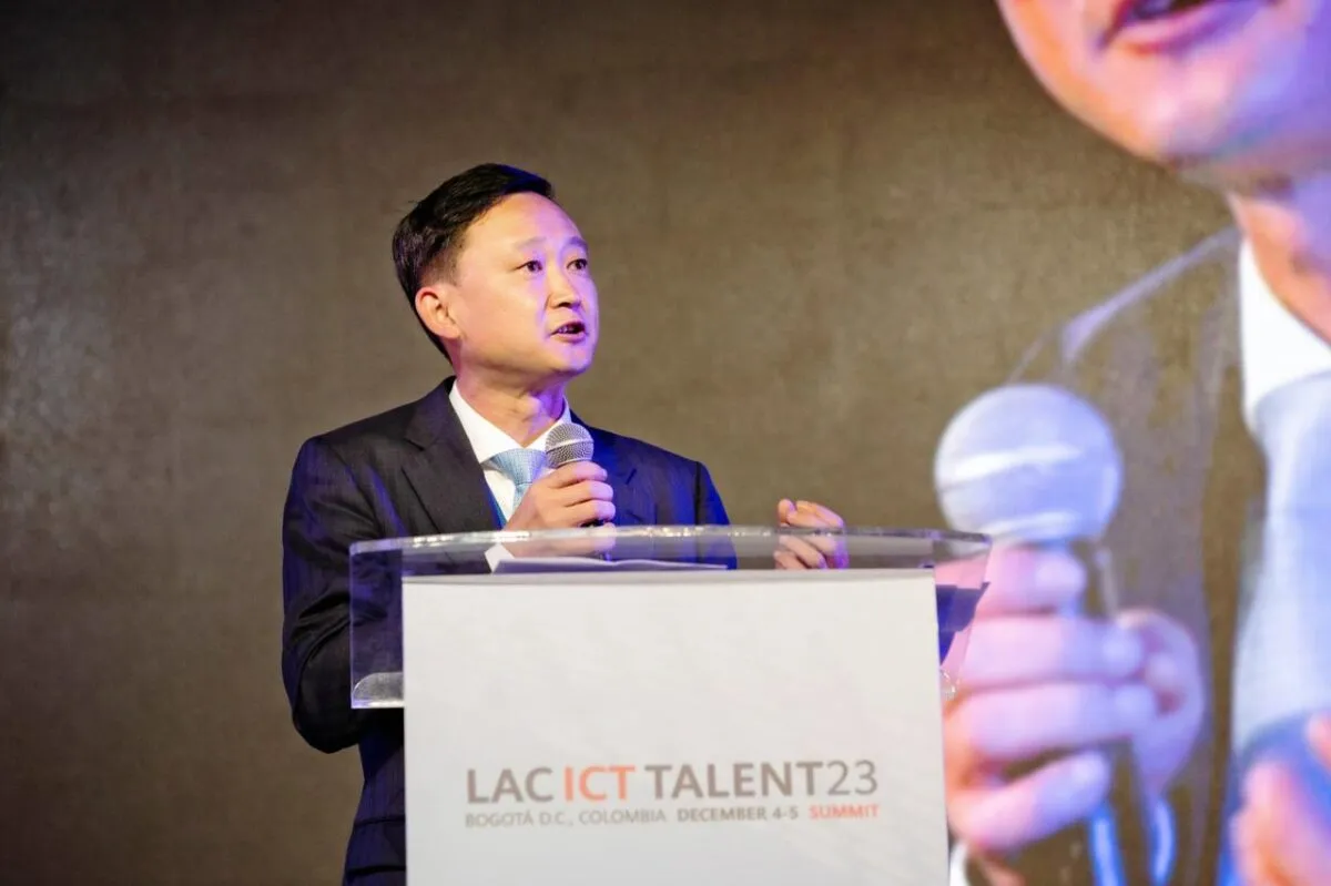 Huawei y UNESCO firman acuerdo para fomentar el talento digital en América Latina y el Caribe Huawei y UNESCO firman acuerdo para fomentar el talento digital en América Latina y el Caribe