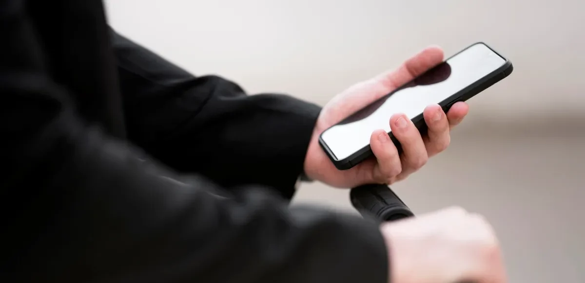 Así funciona el etiquetado energético para smartphones: más allá de la batería Etiquetado energético: la normativa promueve que los dispositivos sean más reparables y que los fabricantes garanticen repuestos y actualizaciones por varios años.