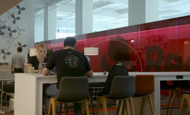 Red Hat lanza un nuevo programa para simplificar y potenciar la colaboración con los partners Red Hat lanza un nuevo programa para simplificar y potenciar la colaboración con los partners