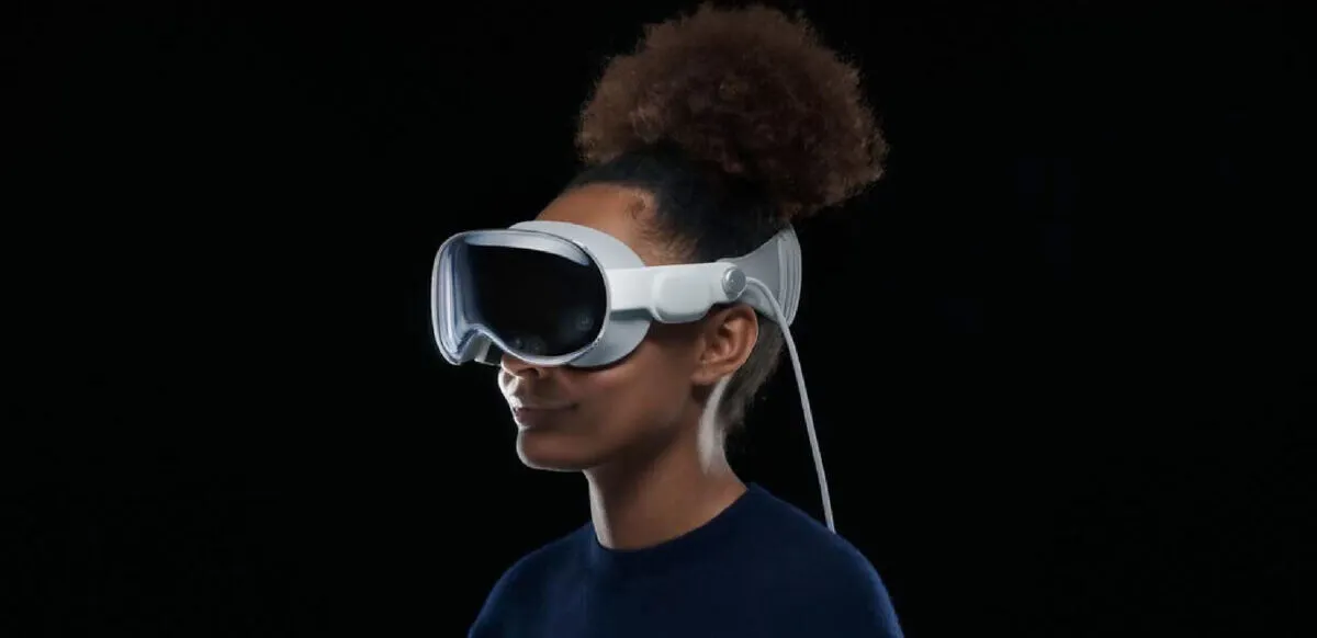 Dispositivos como Apple Vision Pro permiten experiencias inmersivas en 3D que recuerdan a los hologramas utilizados por la Princesa Leia y otros personajes en Star Wars.