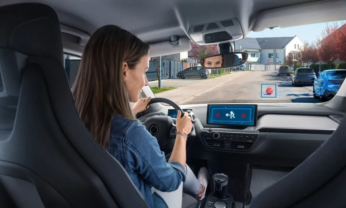 Rutas más seguras: Bosch y Microsoft se unen para explorar nuevas fronteras con la IA generativa Rutas más seguras: Bosch y Microsoft se unen para explorar nuevas fronteras con la IA generativa