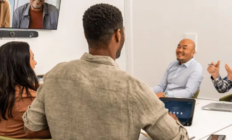 Poly / HP y ClickShare se unen para mejorar la Experiencia del Empleado