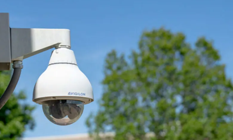 Caso de éxito: El distrito de Rogers Public Schools se enfrenta a la seguridad con Avigilon Unity Caso de éxito: El distrito de Rogers Public Schools se enfrenta a la seguridad con Avigilon Unity