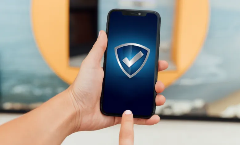 El celular se convirtió en el canal principal para buscar, comparar y comprar productos tecnológicos.