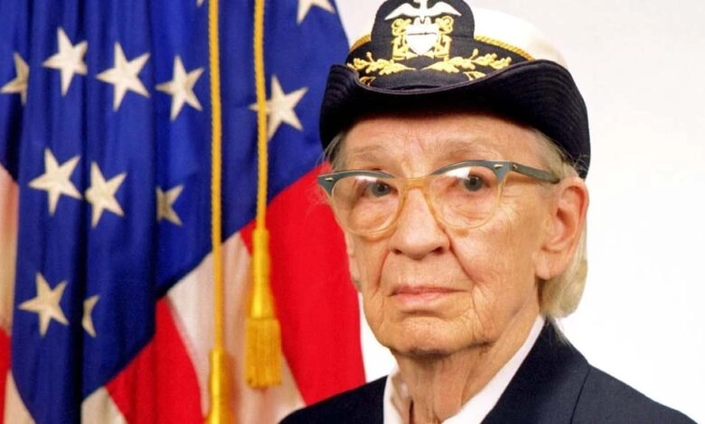 Grace Hopper: la pionera que revolucionó la informática y abrió caminos para las mujeres en la tecnología Grace Hopper, una de las figuras más influyentes de la historia de la informática.