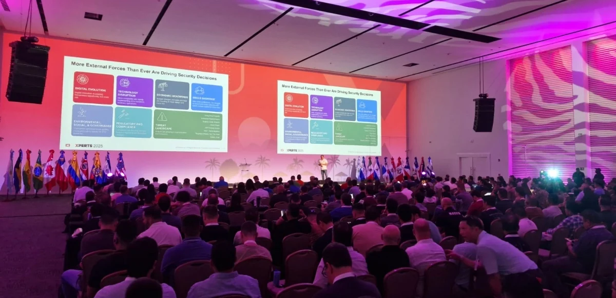 Xperts Summit 2025: flexibilidad y nuevos modelos de consumo, la clave para la ciberseguridad en tiempos de cambio Socios de Fortinet de América Latina, el Caribe y Canadá se reunieron para compartir conocimientos y explorar las últimas tendencias en ciberseguridad.