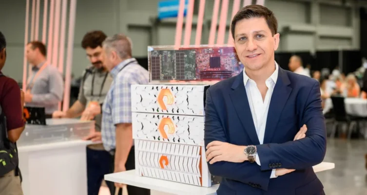 Douglas Wallace, District Sales Manager para Latinoamérica y el Caribe.