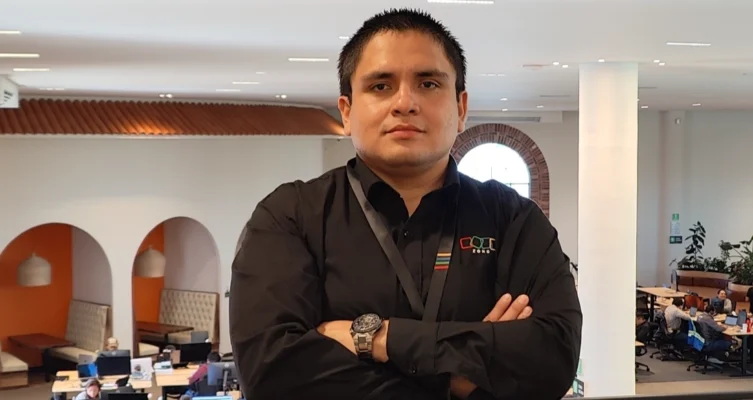 Edwin Trejo, Director Asociado de Canales para Zoho en LATAM.