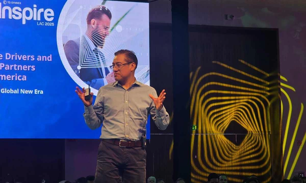 “El momento es ahora”: TD SYNNEX abre Inspire LAC 2025 con un llamado a la especialización y la innovación Alejandro Floreán, VP de Custom Solutions y Chief Analyst de IDC Latinoamérica,