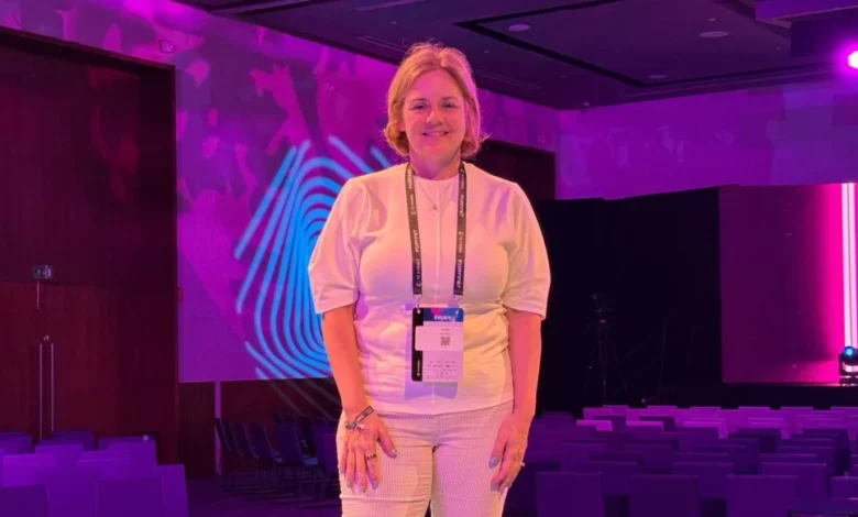 Kristie Grinnell: “Mantener el ritmo de innovación que requiere la IA es un desafío, el punto es elegir dónde se aplicará esta tecnología para lograr el mayor impacto” Kristie Grinnell, CIO de TD SYNNEX.