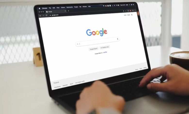 “No trabajes, pero no te vayas”: así retiene Google a sus expertos en IA Google amplía sus anuncios en búsquedas potenciadas por IA a dispositivos móviles y computadoras de escritorio en mercados emergentes, como India, Filipinas y Nigeria.