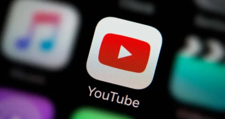 YouTube endurece sus reglas: los videos generados de forma automática y sin aporte humano quedarán fuera del sistema de monetización.