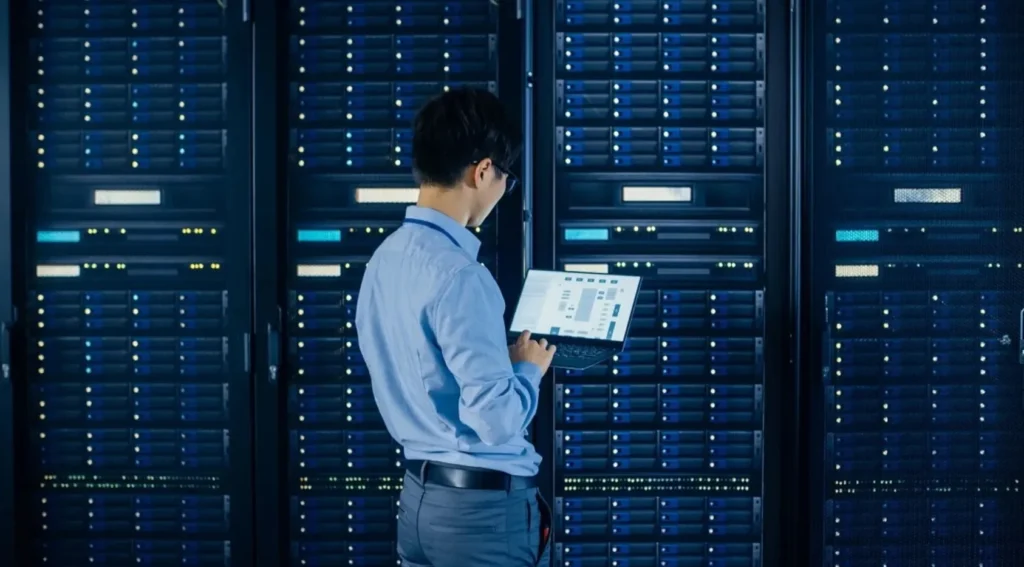 La propuesta de EverFlex incluye un moderno data lakehouse con estaciones de trabajo integradas,