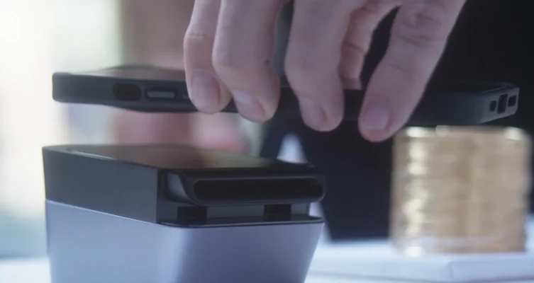 PayPal World ofrecerá a los usuarios la posibilidad de pagar con su billetera local en millones de comercios online, físicos y en experiencias potenciadas por IA, incluso en moneda local.