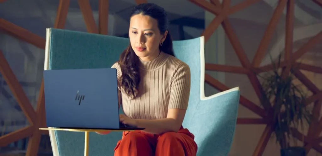 HP lidera la innovación móvil con estaciones ZBook sostenibles y de alto rendimiento.