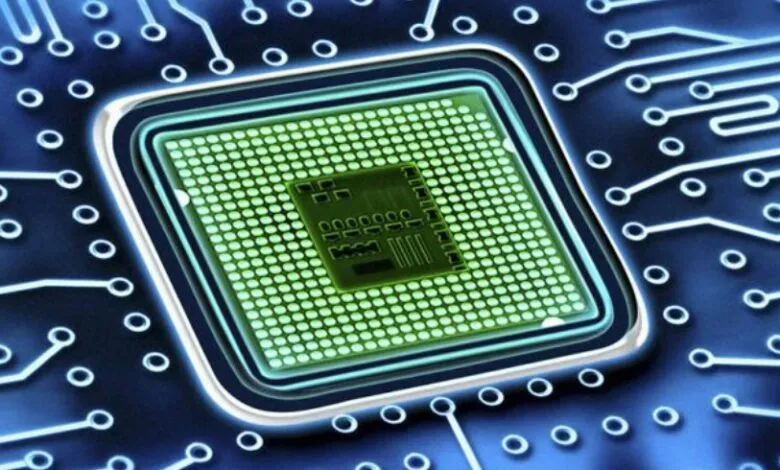 El chip comprometido manejaba datos biométricos y credenciales.