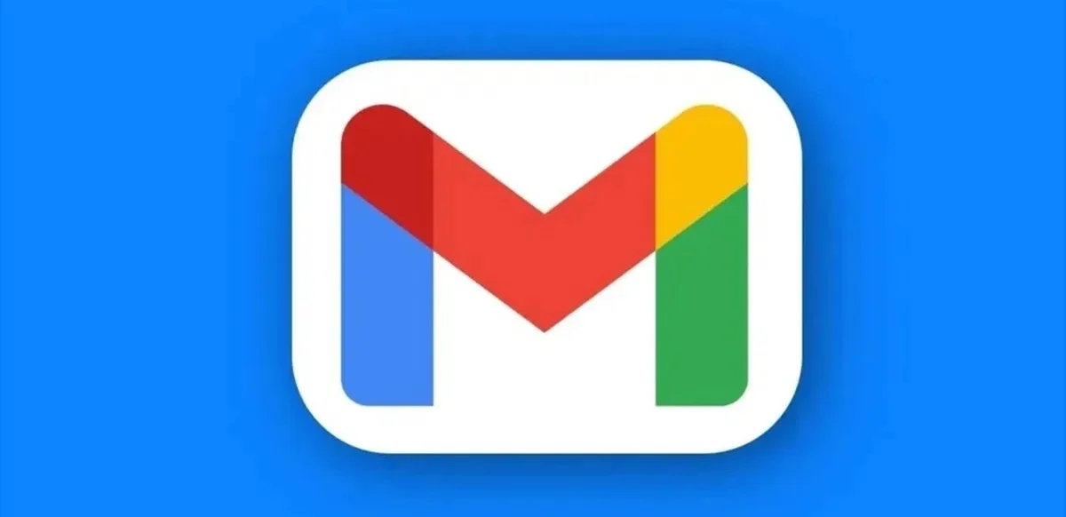 Gemini puede acceder, con autorización explícita, a datos almacenados en servicios como Gmail, Google Fotos, YouTube o el Buscador para ofrecer respuestas más contextualizadas.