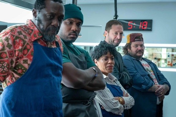 Ningún plato se cocina solo el equipo es el verdadero motor de transformación. En ITSitio Group, como en la serie, la cooperación convierte el caos en resultados memorables.