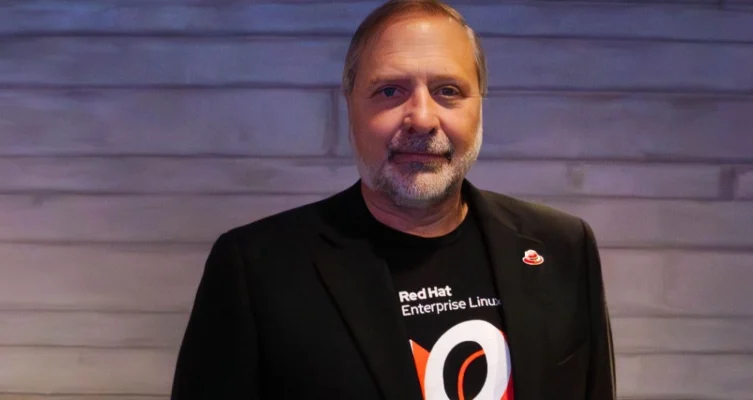 Alejandro Dirgan, gerente senior de Red Hat Enterprise Linux para Latinoamérica.