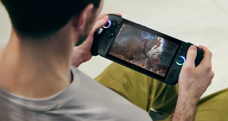 La versión premium ROG Xbox Ally X (color negro) incorpora un procesador AMD Ryzen AI Z2 Extreme con 16 hilos, gráficos RDNA 3.5, un NPU integrado, 24 GB de memoria y 1 TB de al macenamiento, además de una batería más robusta de 80Wh.