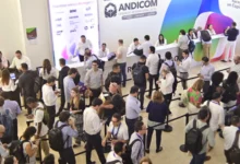 Licencias OnLine fortalece alianzas estratégicas en ANDICOM 2025.