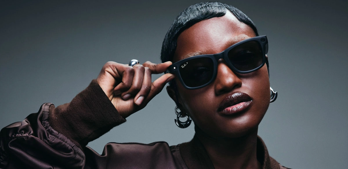 Meta mantiene su liderazgo en el mercado de gafas inteligentes con las Ray-Ban Meta, enfocadas en fotografía, redes sociales y experiencias de estilo de vida, frente al enfoque más utilitario que propone Alibaba.