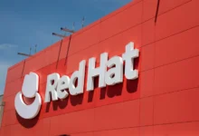Red Hat fue reconocida por Gartner como Líder en plataformas de aplicaciones nativas de la nube y en gestión de contenedores, gracias al papel estratégico de OpenShift en entornos híbridos y multinube.