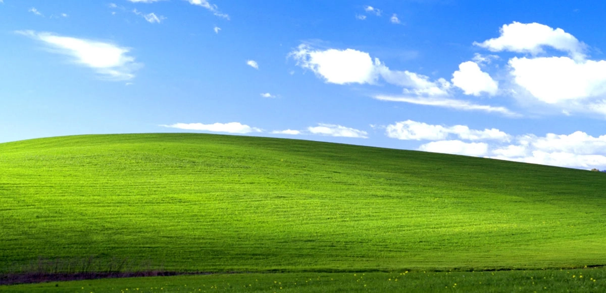 Clásico wallpaper de Windows XP.