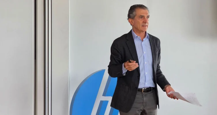Carlos Cortés, VP y Director General de HP México