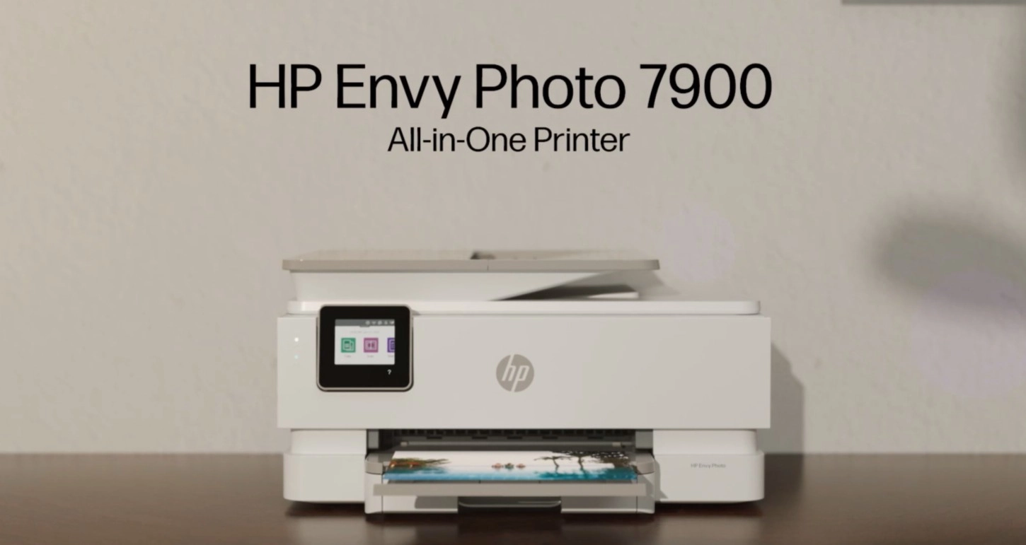 HP anuncia una avalancha de productos con IA, monitores, periféricos y soluciones para 2025