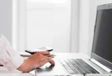 A pocos días del fin de soporte de Windows 10, más de la mitad de los usuarios y empresas aún no migraron a versiones más recientes, según datos de Kaspersky.