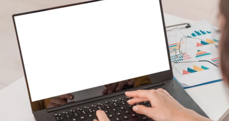 Trabajo digital integrado para impulsar la productividad empresarial.