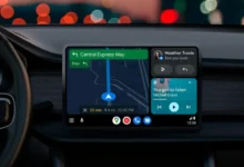 Gemini integrado en Android Auto ofrece asistencia en tiempo real con recomendaciones, mensajes y resúmenes mientras el conductor se mantiene atento al camino.