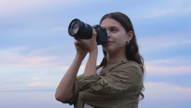 Sony Electronics lanza la cámara Sony Alpha 7V y el lente FE 28-70mm F3.5-5.6 OSS II Con funciones de IA, 30 fps y grabación 4K oversampled, la nueva Alpha 7V apunta a redefinir la experiencia de fotografía y video.