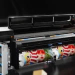 La HP Latex FS70 W, sucesora de la serie HP Latex 3X00, es la impresora HP Latex más productiva hasta la fecha.