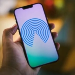 La integración entre Quick Share y AirDrop busca eliminar una de las principales barreras históricas entre Android y iOS, permitiendo compartir archivos de forma directa y segura entre ambos ecosistemas.