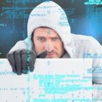 La técnica Zombie ZIP permite ocultar malware dentro de archivos comprimidos manipulados para evadir la detección de antivirus.